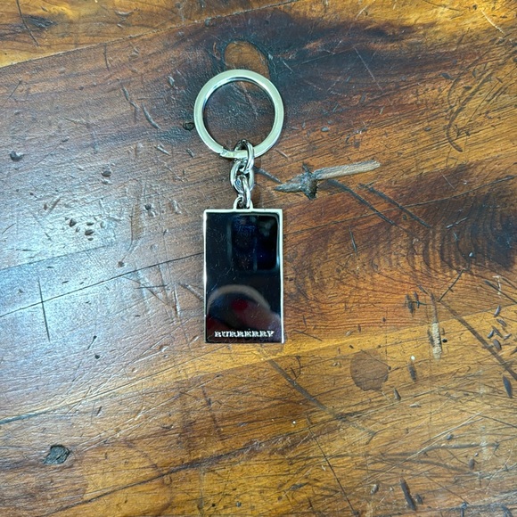 ๐๐ฅ๐ฅSOLD! ๐ฅBurberry Check Keychain-RARE! ๐ COPY - Picture 6 of 8